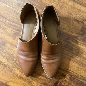 universal thread wenda cognac cut-out booties